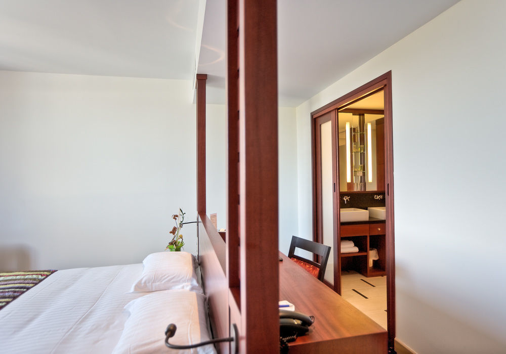 Le Mauritia Hotel Et Spa Порник Стая снимка